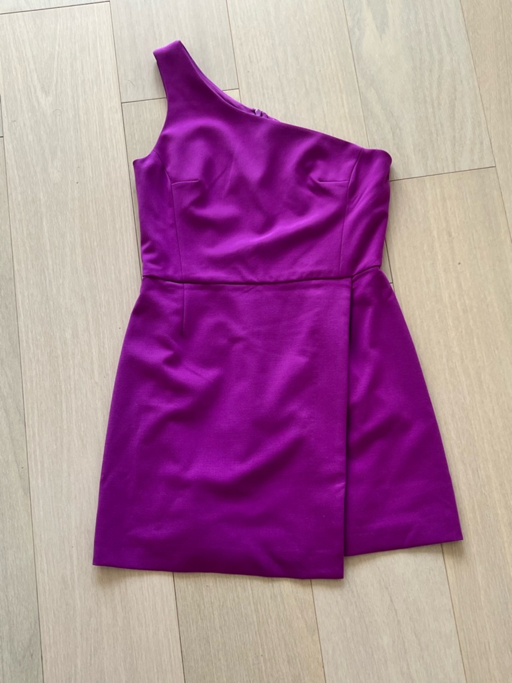 French Connection One-Shoulder Magenta Mini Dress Size 8 medium